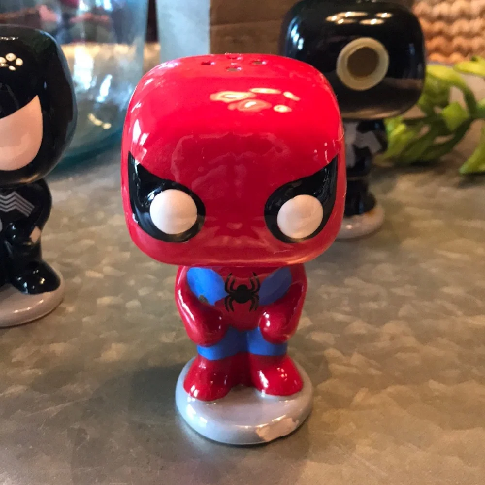 Funko Pop Spider-Man & Venom Salt & Pepper Shaker